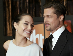 Dramat Brada Pitta! Kolejne oskarenia Angeliny Jolie! Odbierze mu dzieci i majtek?!