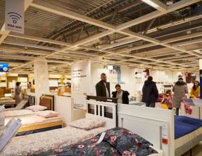 IKEA wstrzymuje dziaalno w Rosji i Biaorusi. Ludzie masowo ruszyli na zakupy WIDEO