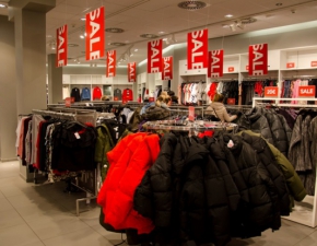 H&M zamyka kolejne sklepy. W Europie zniknie a 160 placwek