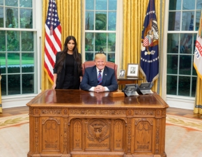 Kim Kardashian w Biaym Domu
