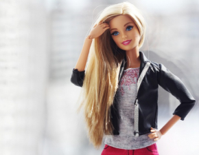 Barbie dostaa swojego Kena. Wiadomo, kto zagra plastikowego przystojniaka