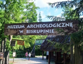 Wakacje w Polsce. Osada w Biskupinie i niezwyke Muzeum Archeologiczne