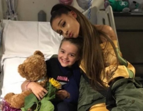 Ariana Grande odwiedzia fanw, ktrzy ucierpieli w zamachu w Manchesterze