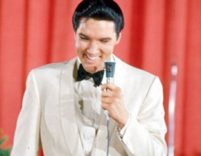 Elvis Presley: Jak zacza si kariera legendarnego amerykaskiego muzyka i aktora?