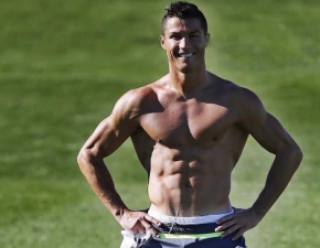 Cristiano Ronaldo: Idea mskiej urody?