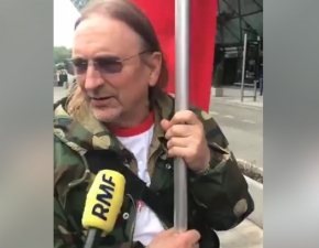 Marek Piekarczyk z biao-czerwon flag leci do Warszawy!