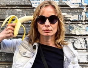 Zdjcie z bananem w obronie sztuki. O co chodzi w #bananaselfie?