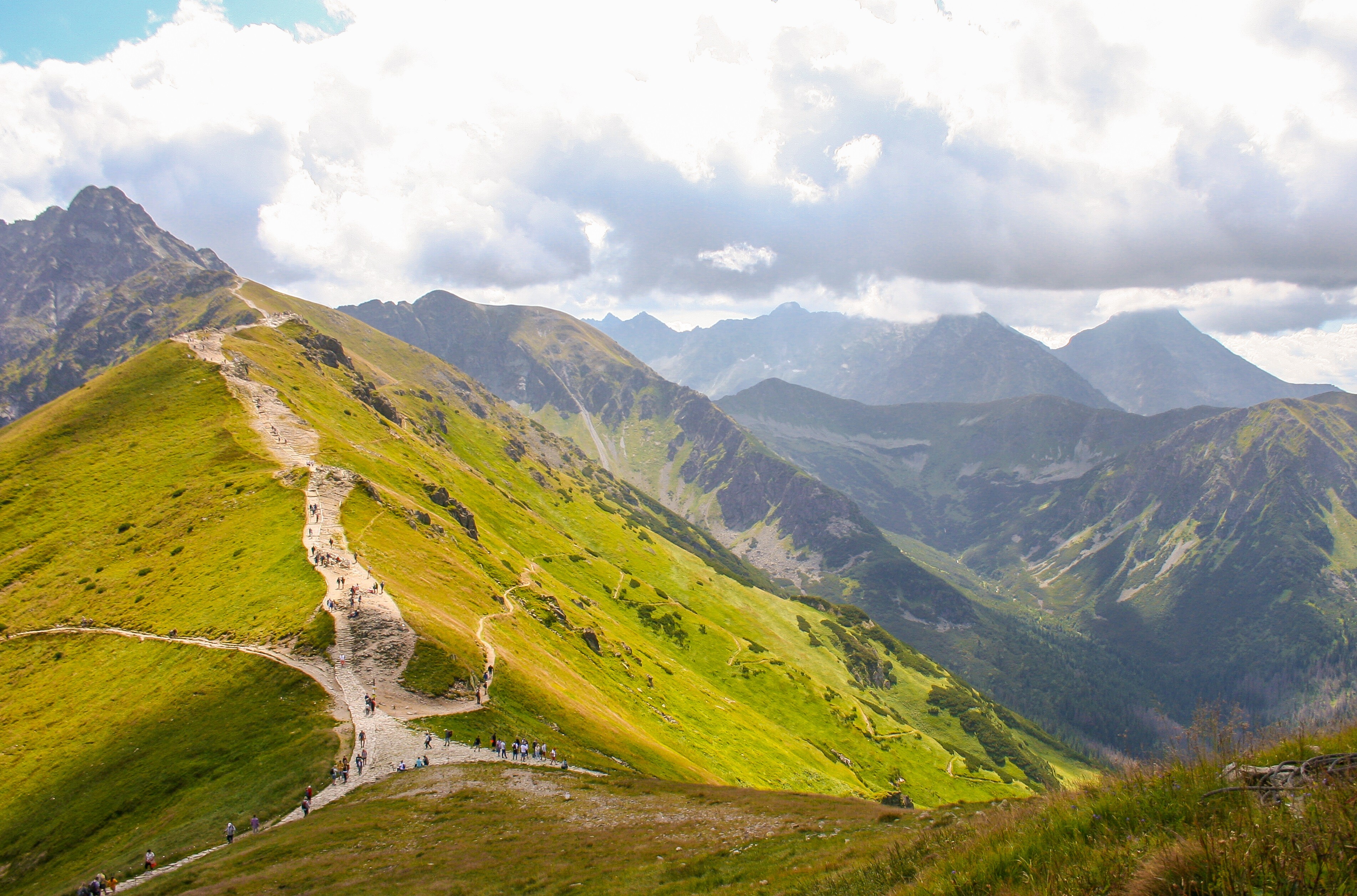 Widok z Kasprowego Wierchu w stron winicy, fot. shutterstock.com