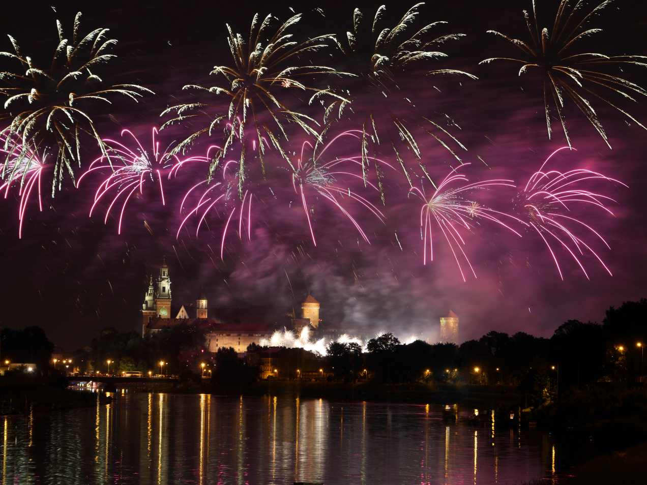 Fajerwerki znikają z Krakowa na dobre. Zakaz egzekwować będzie straż miejska