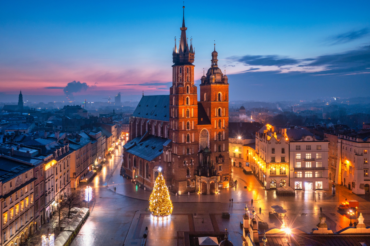 Polska świątecznym hitem Europy! Turyści szturmują te miasta jak nigdy wcześniej
