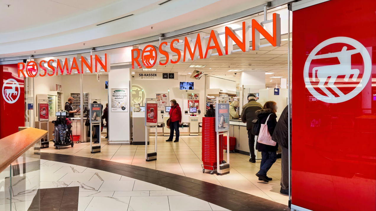 Od dzisiaj w Rossmannie zaczęło się „1+1 gratis”. „Tylko teraz”