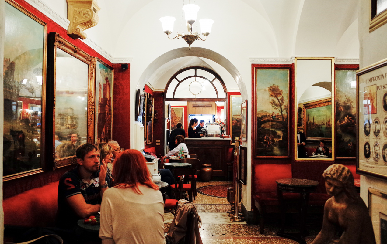 Kawiarnia, w której bywali Mickiewicz i Sienkiewicz, zamknięta! Co dalej z legendarnym miejscem?