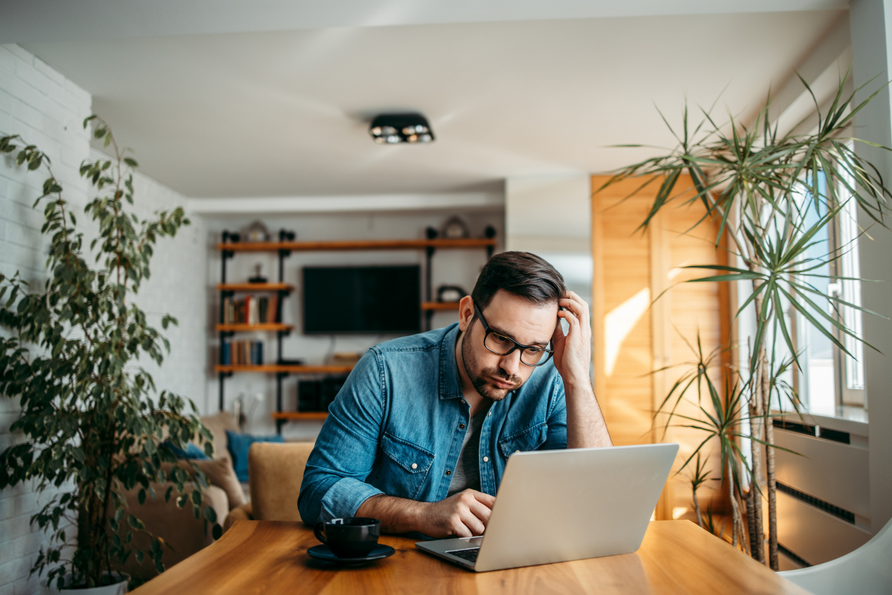 Przelałeś pieniądze na zły numer konta? Sprawdź, jak je odzyskać