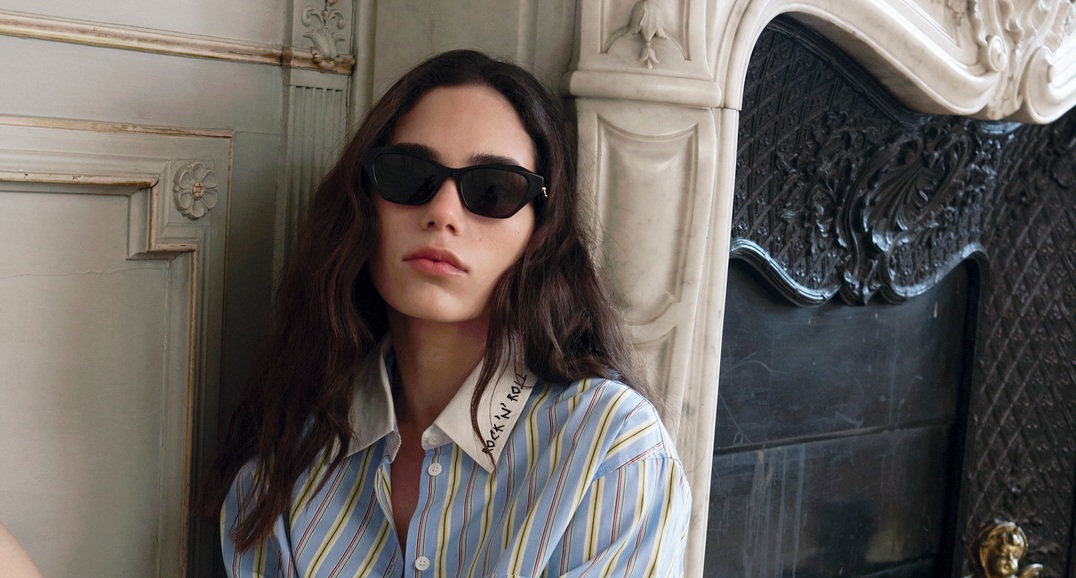 Co modna kobieta zawsze powinna mieć w szafie? Sprawdź!