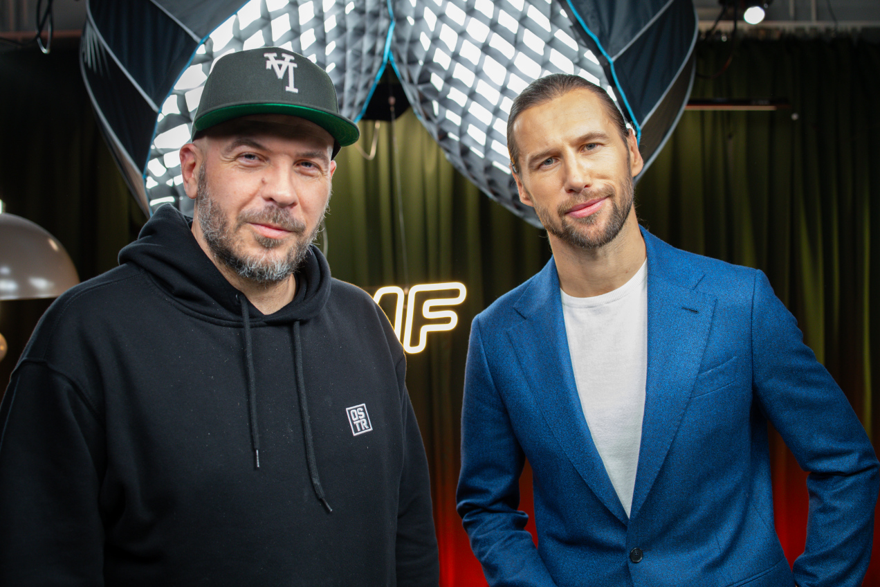 Na scenie „pękło mu płuco”. O.S.T.R. u Krychowiaka: „To był strzał w ryj”