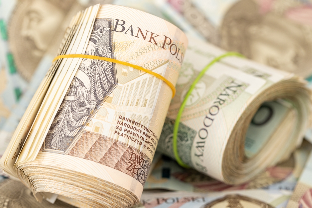 2333 zł dla wszystkich, ale 800+ do likwidacji? Komisja podjęła decyzję