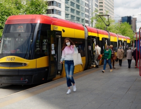 Warszawa kupia za szerokie tramwaje! Musz przebudowa 26 przystankw 
