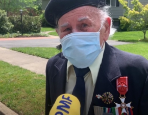 Niezwyky hod dla bohatera z Monte Cassino. 95-letni weteran nie kry wzruszenia: Kochani Polacy, kocham Was...