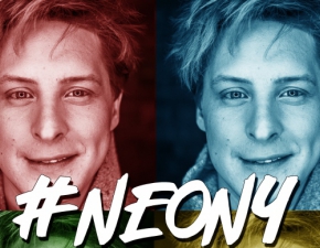 Antek Smykiewicz po ponad rocznej przerwie wraca z nowym singlem Neony!
