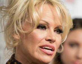 Pamela Anderson bez makijau. 56-latka pokazaa si w naturalnej odsonie FOTO 