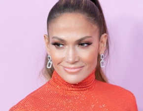Uwierzycie, e Jennifer Lopez ma ju 52 lata? Piosenkarka witowaa swoje urodziny w ramionach Bena Afflecka! WIDEO,ZDJCIA