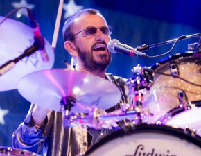 Ringo Starr wituje dzi 75. urodziny! 