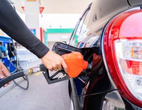 Prognoza cen paliw. Ile zapacimy na stacjach benzynowych?