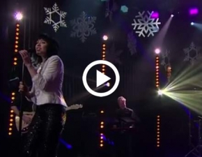 Carly Rae Jepsen zapiewaa Last Christmas. Posuchaj!