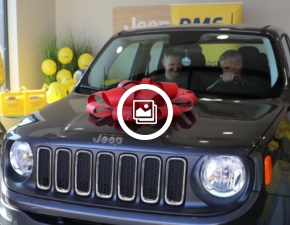 Zwycięzca loterii RMF FM Szczęśliwa 13 odebrał dziś swój nowy samochód!