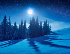 Zimny Księżyc już wkrótce! Kiedy obserwować to zjawisko? Pełnia Księżyca - grudzień 2021