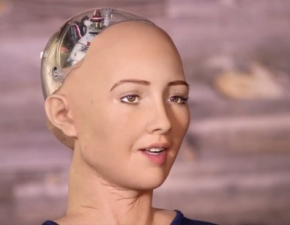 Sophia: Robot wyglądający jak prawdziwy człowiek!