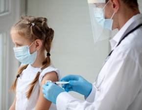 Rząd chce szczepić dzieci. Szczepionkę dostaną najmłodsi, w wieku 5-11 lat