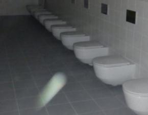 Absurdalna toaleta dla kibicw Mundialu na stadionie Wogograd Arena w Rosji!