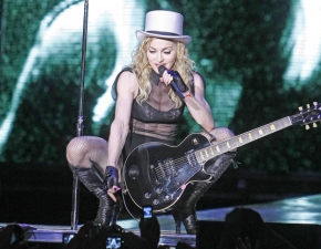 Madonna pozuje w rajstopach na nowym zdjciu. Wyglda jak nastolatka!