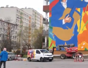 Biaystok: Zenek Martyniuk jak malowany? Mural ju na ukoczeniu
