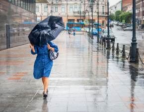 Zaamanie pogody. IMGW ostrzega przed intensywnymi opadami deszczu
