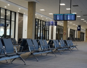 Nowe przepisy na lotnisku: Od tej pory bdzie trzeba poda haso do urzdze elektronicznych?