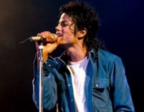 Michael Jackson: Megamix Diamonds are Invincible najwikszych przebojw artysty z okazji jego 60. urodzin!