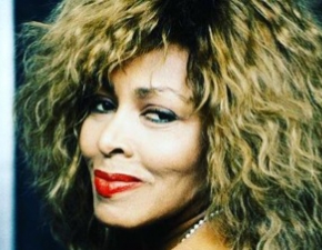 Tina Turner: Piosenkarka pisze drugi tom autobiografii pt. My Love Story