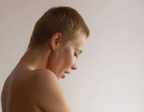 Katarzyna Warnke pozuje topless i pry poladki w sesji dla Playboya
