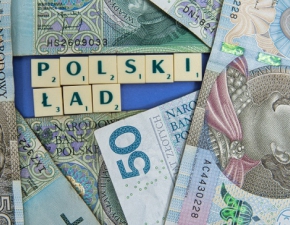 Nowe 500 plus już niebawem trafi do polskich rodzin? Jak otrzymać kolejne świadczenie?
