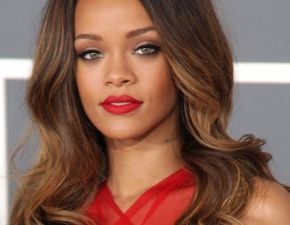 Rihanna niemal nago! Intymne nagrania artystki pojawiy si na Instagramie WIDEO