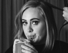 Adele potwierdza: Wyszam za m!