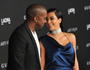 Kim Kardashian i Kanye West razem na scenie! Celebrytka pojawia si w sukni lubnej