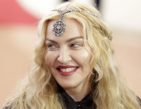 58-letnia Madonna zostaa mam bliniakw! Opublikowaa ju ich pierwsze zdjcie