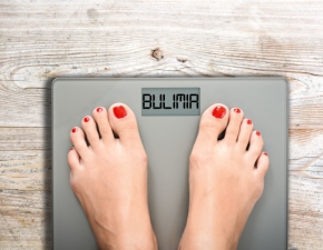 Bulimia. Jakie s podstawowe objawy? Kiedy zacz si martwi?