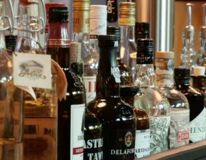 Zakaz nocnej sprzeday alkoholu w sklepach i punktach handlowych ju w Piotrkowie Trybunalskim!