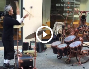 Perkusista-ongler z Hiszpanii sensacj Internetu!