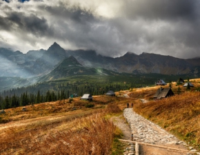 Tatry. Zakopane w czerwonej strefie. Na szlak w maseczce? Jest komentarz TPN