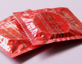 Mundial 2018: Rosyjska farmaceutka sprzedawaa dziurawe prezerwatywy! Wiemy dlaczego...